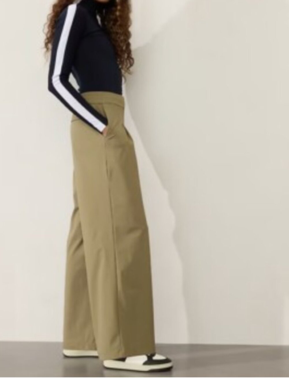 Athleta Pinnacle High Rise Trouser tan Wide Leg pants 10
